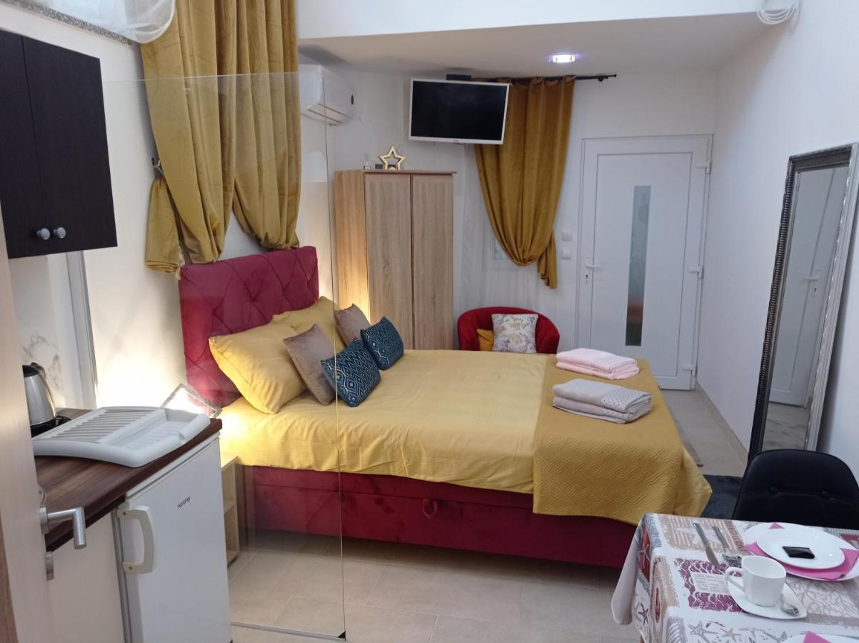 Villa Gregovica &T 2 Póla Kültér fotó